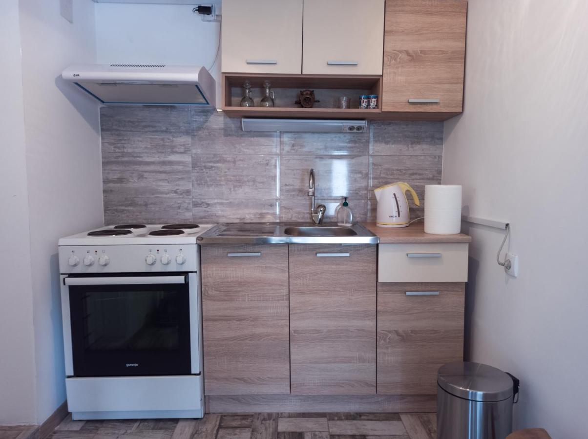 Apartman Dvoristance جولوباك المظهر الخارجي الصورة